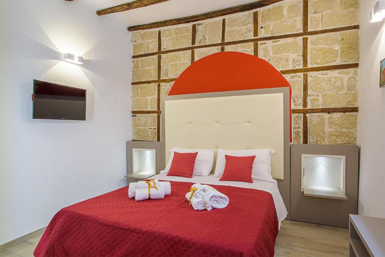 Barlaman Luxury Rooms Палермо Экстерьер фото